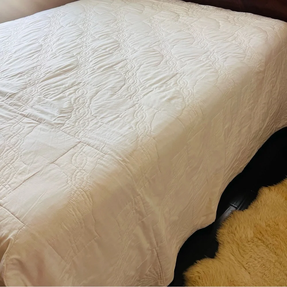 Vintage From 1970’s  Handmade King  Fan Quilt – 105” x 100” - Picture 10 of 14